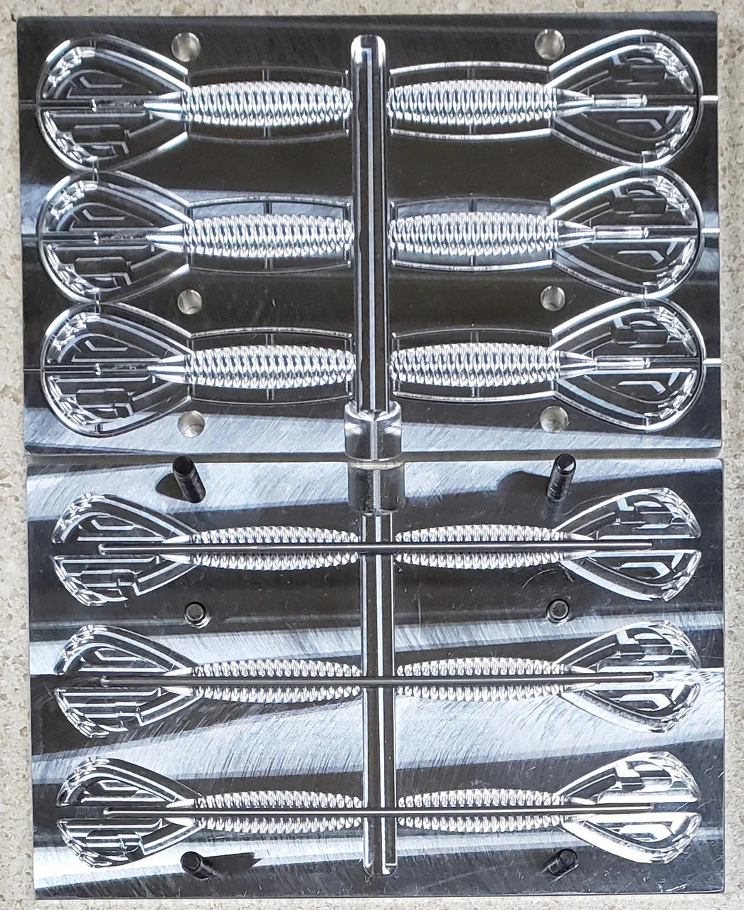 ANGLING AI USA - 3.5" Phantom Core Shot-Grub Mold
